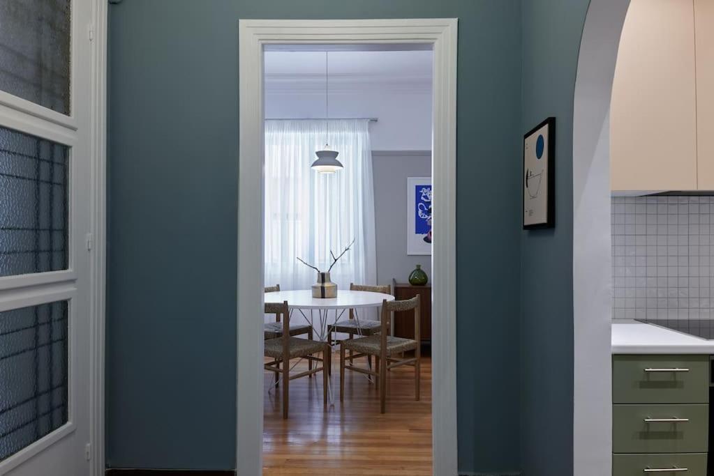 Apartment Pagrati Modernist 2bd Athens